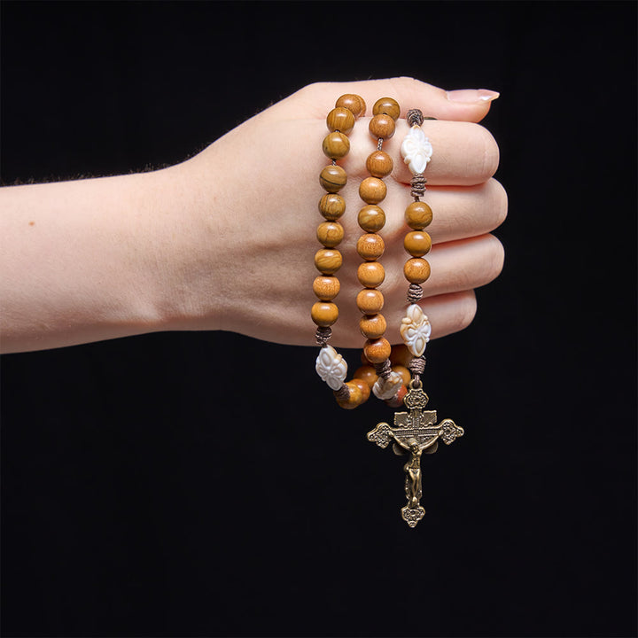 Christianartworkshop Chapelet en cordon de perles de bois de santal vert naturel avec médaille de saint Benoît et crucifix à cadre floral - image 1