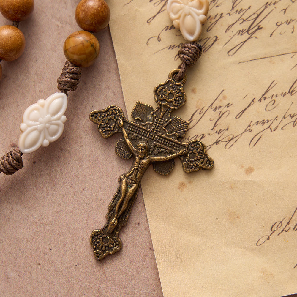 Christianartworkshop Chapelet en cordon de perles de bois de santal vert naturel avec médaille de saint Benoît et crucifix à cadre floral - image 7