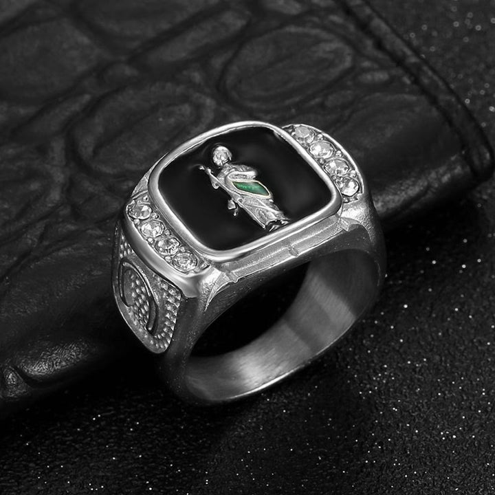 Christianartworkshop Bague chevalière sculptée de Saint Jude en pierre encadrée : emblème intemporel d’une foi inébranlable. - image 4