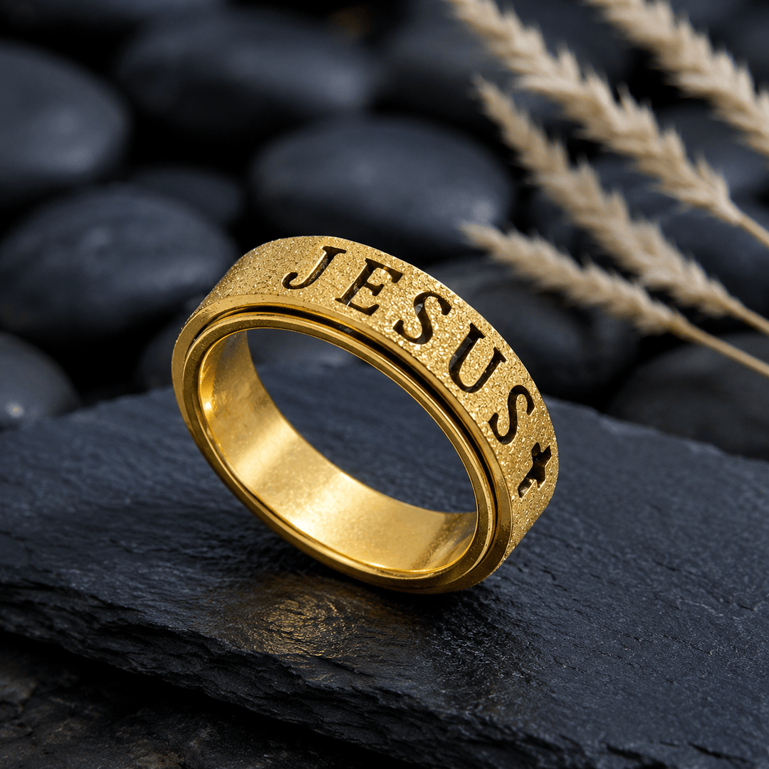 Christianartworkshop Bague anti-anxiété avec croix gravée du texte de Jésus : emblème intemporel d’une foi sacrée inébranlable - image 5