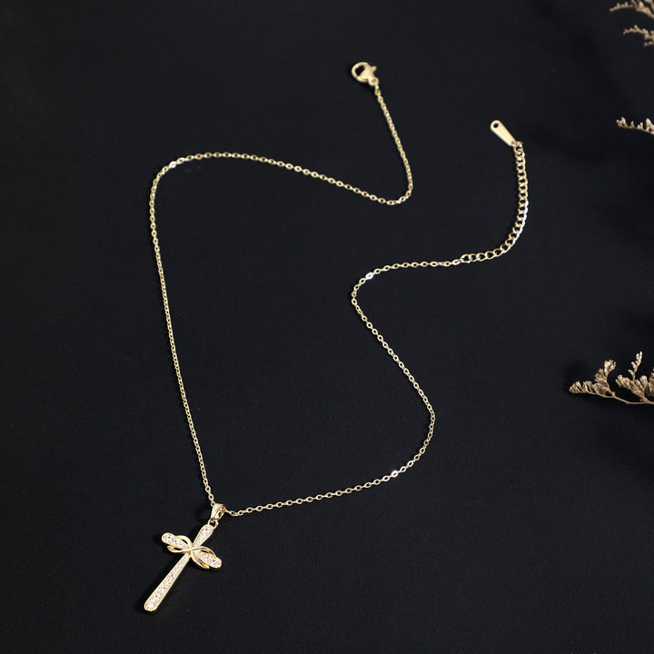 Christianartworkshop Collier Croix Pavé Symbole de l'Infini : Emblème Intemporel de Douce Paix Céleste - image 3