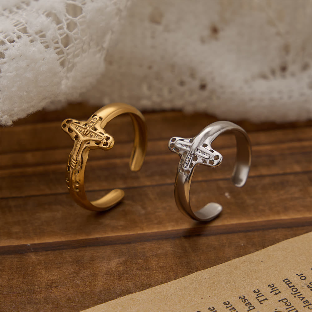 Christianartworkshop Crucifix ajouré à anneau ajustable : emblème personnalisé d’une foi céleste inébranlable - image 1
