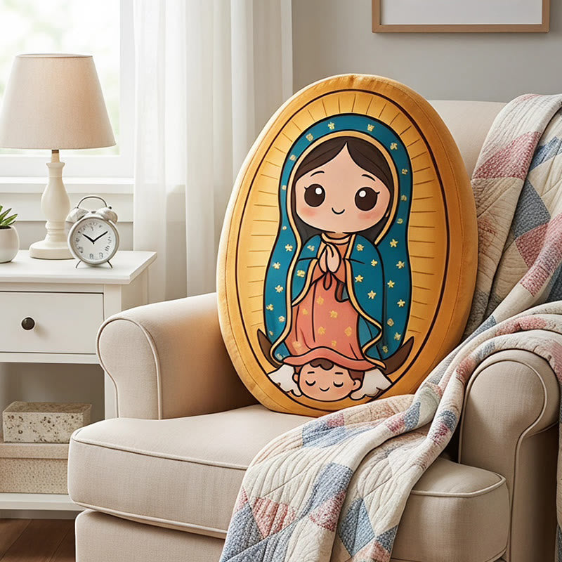 Coussin en peluche mignon en forme de dessin animé de Notre-Dame de Guadalupe, par Christianartworkshop : Décoration intérieure confortable inspirée par la foi - image 1