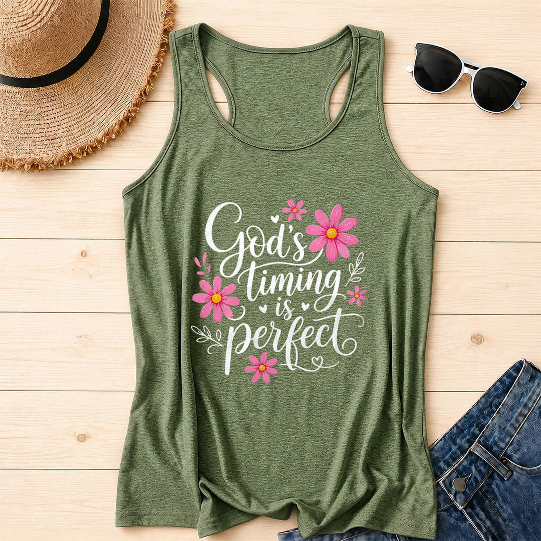 Christianartworkshop Le timing de Dieu est parfait. Débardeur dos nageur élégant à motif floral marguerite, cœur et feuille, avec inscription cursive fluide et élégante. - Vert olive - 2XL - image 16
