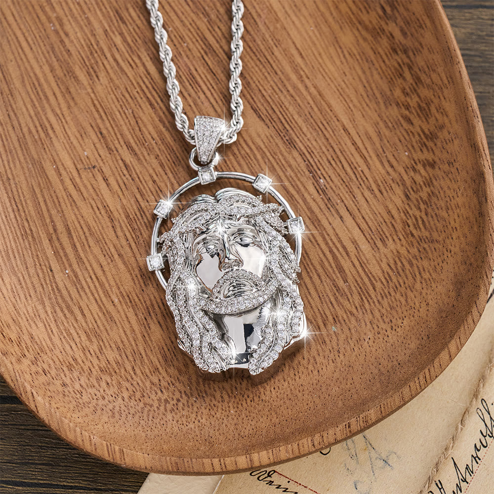 Christianartworkshop Collier à maillons multiples avec pendentif ovale en strass et halo représentant le visage sacré : emblème intemporel de douce protection céleste - image 9
