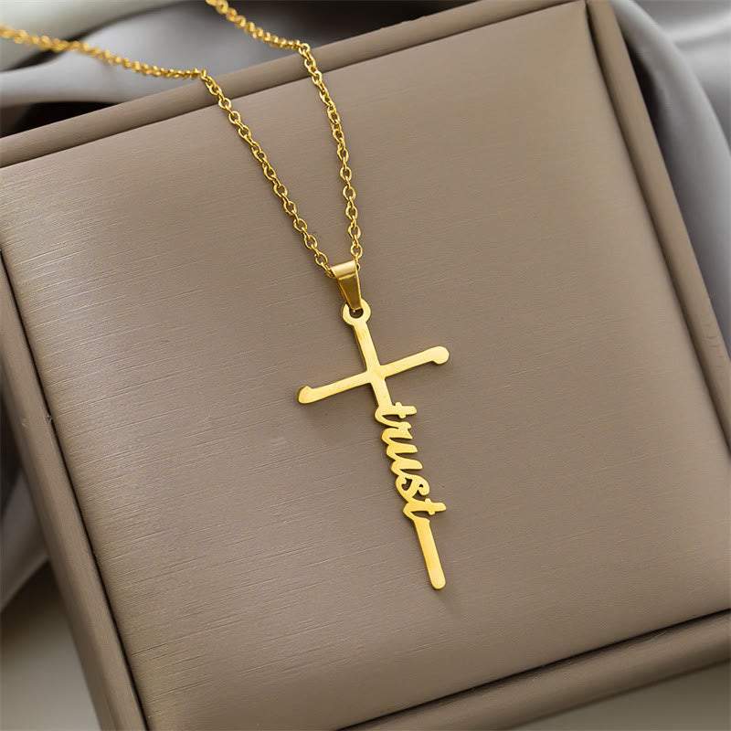 Christianartworkshop Collier à maillons fins avec pendentif croix et inscription « Foi » en écriture cursive : emblème intemporel de douce protection céleste - Confiance - Doré - image 13