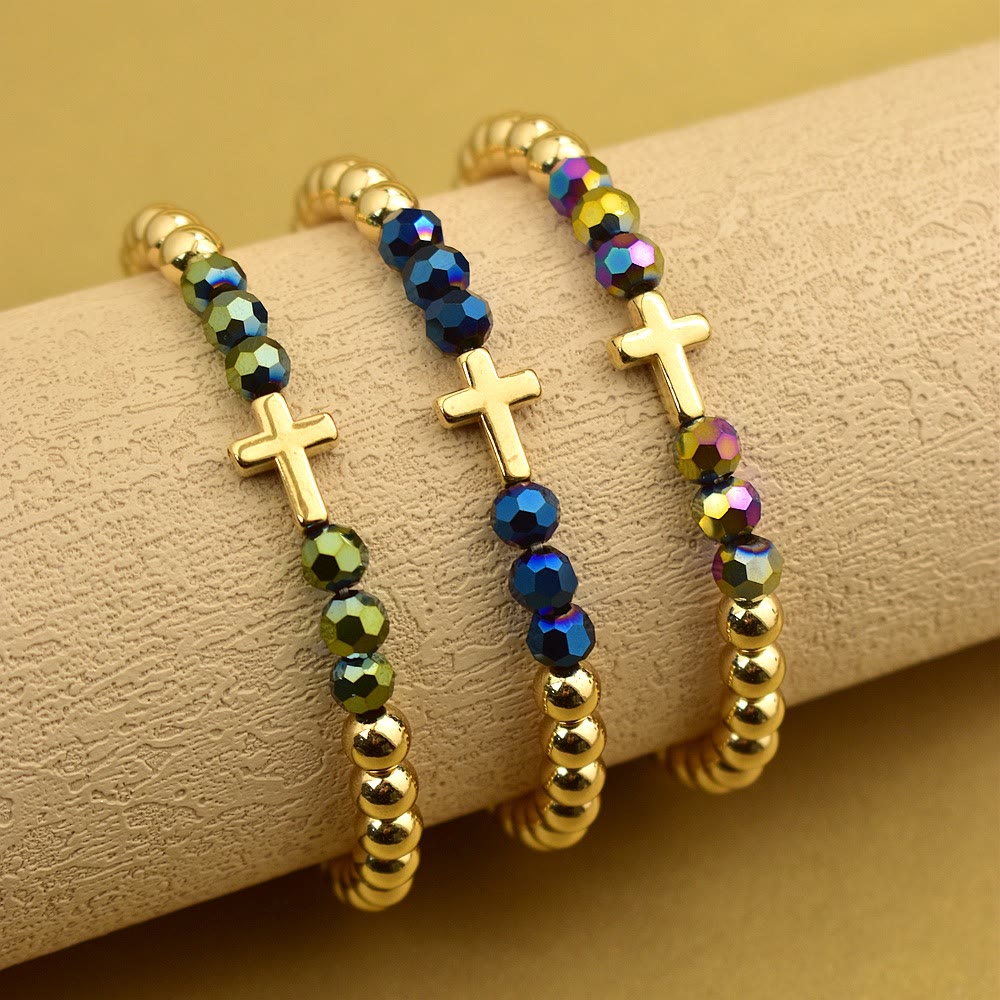 Christianartworkshop Ensemble de trois bracelets bohèmes multicolores en perles et mini croix : emblème intemporel de douce protection céleste - Ensemble de 3 - image 0