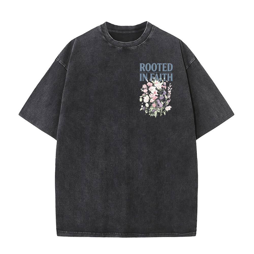 Christianartworkshop T-shirt à imprimé floral vintage délavé, police de caractères « Rooted In Faith », petit motif floral sur le devant, grand bouquet de fleurs mélangées au dos. - image 1
