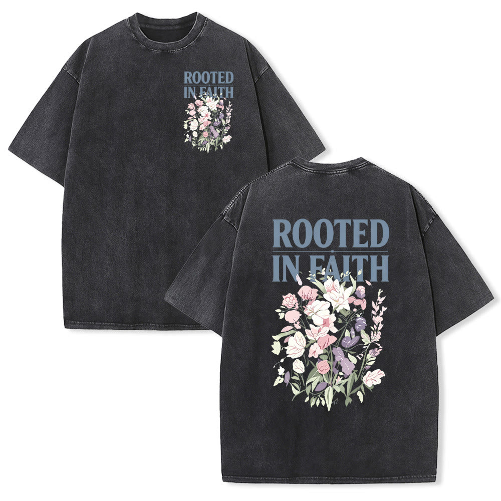 Christianartworkshop T-shirt à imprimé floral vintage délavé, police de caractères « Rooted In Faith », petit motif floral sur le devant, grand bouquet de fleurs mélangées au dos. - Noir - 5XL - image 0