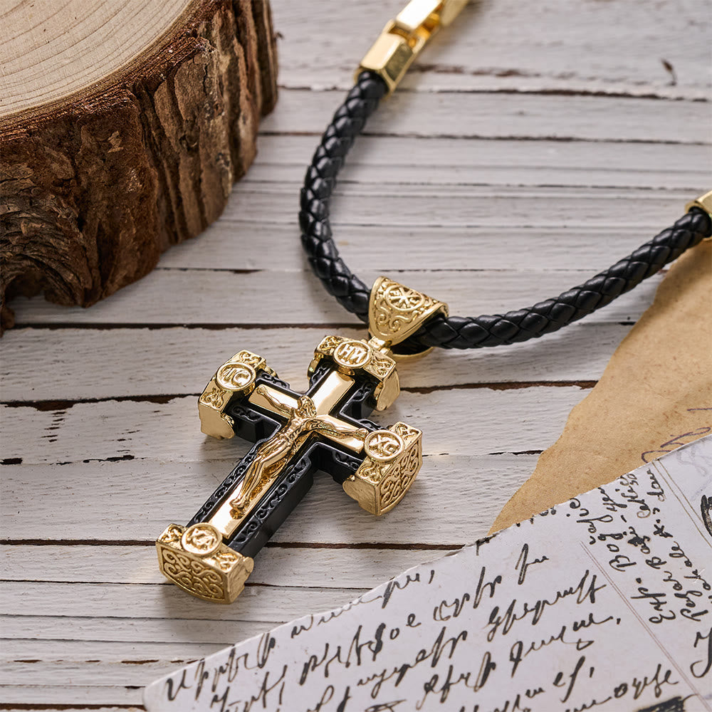 Collier pendentif croix de Jésus style luxe Christianartworkshop en alliage noir et or - image 1