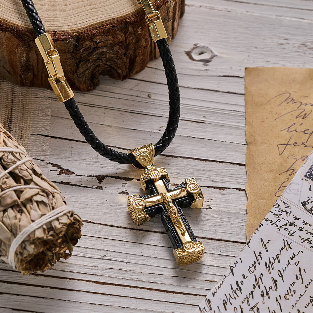 Collier pendentif croix de Jésus style luxe Christianartworkshop en alliage noir et or - image 2