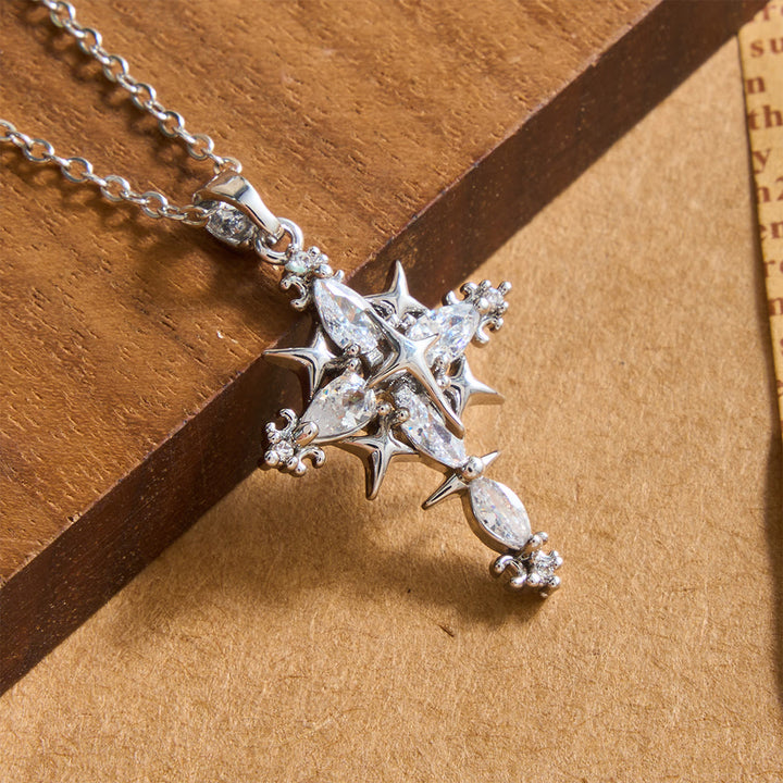 Collier pendentif croix sacrée en cristal marquise Star Accent de Christianartworkshop : emblème intemporel d’une foi céleste rayonnante - image 6