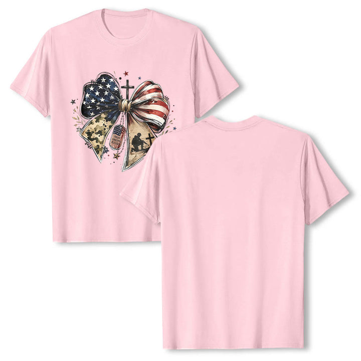 Christianartworkshop T-shirt classique à imprimé patriotique multi-panneaux avec nœud, croix, plaque militaire et étoile sur le devant - image 17