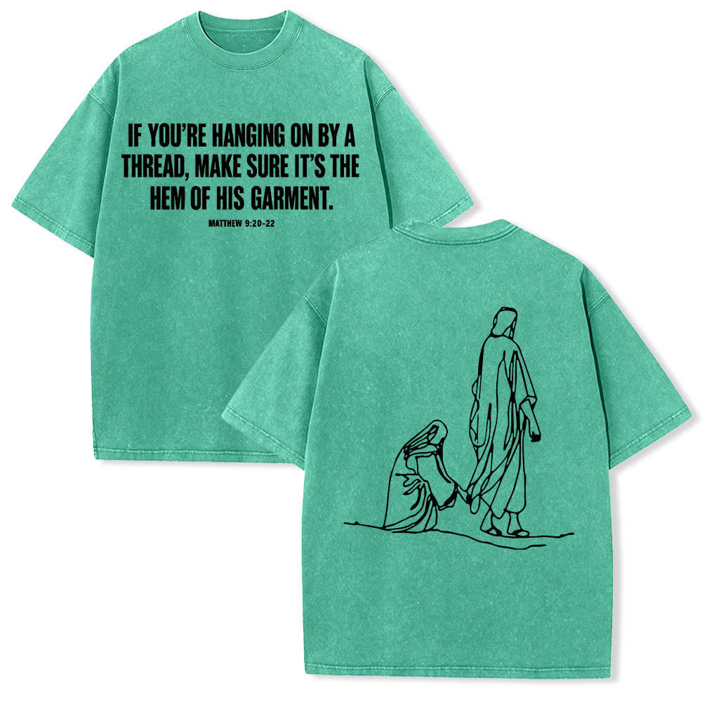 Christianartworkshop T-shirt délavé avec citation de Matthieu 9:20-22 : Femme saignante touchant le Christ, robe, dessin au trait, imprimé au dos. - Vert - 5XL - image 15