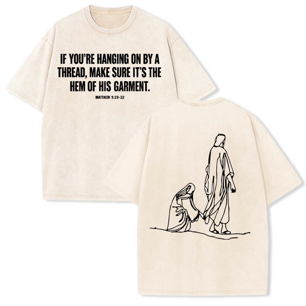 Christianartworkshop T-shirt délavé avec citation de Matthieu 9:20-22 : Femme saignante touchant le Christ, robe, dessin au trait, imprimé au dos. - Beige - 5XL - image 3
