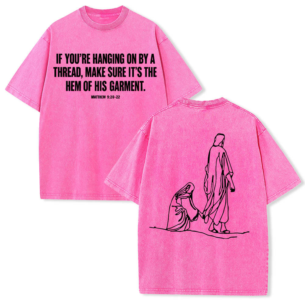 Christianartworkshop T-shirt délavé avec citation de Matthieu 9:20-22 : Femme saignante touchant le Christ, robe, dessin au trait, imprimé au dos. - Rose - 5XL - image 21