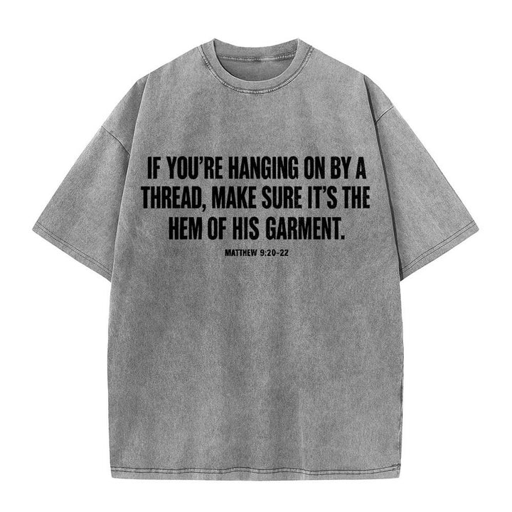 Christianartworkshop T-shirt délavé avec citation de Matthieu 9:20-22 : Femme saignante touchant le Christ, robe, dessin au trait, imprimé au dos. - image 7