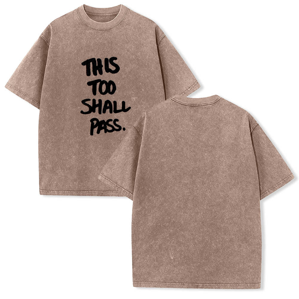 Christianartworkshop T-shirt délavé avec inscription manuscrite verticale « This Too Shall Pass » imprimée sur le devant - image 5