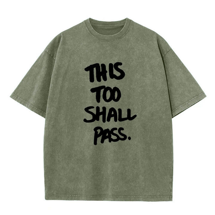 Christianartworkshop T-shirt délavé avec inscription manuscrite verticale « This Too Shall Pass » imprimée sur le devant - Vert armée - 5XL - image 16