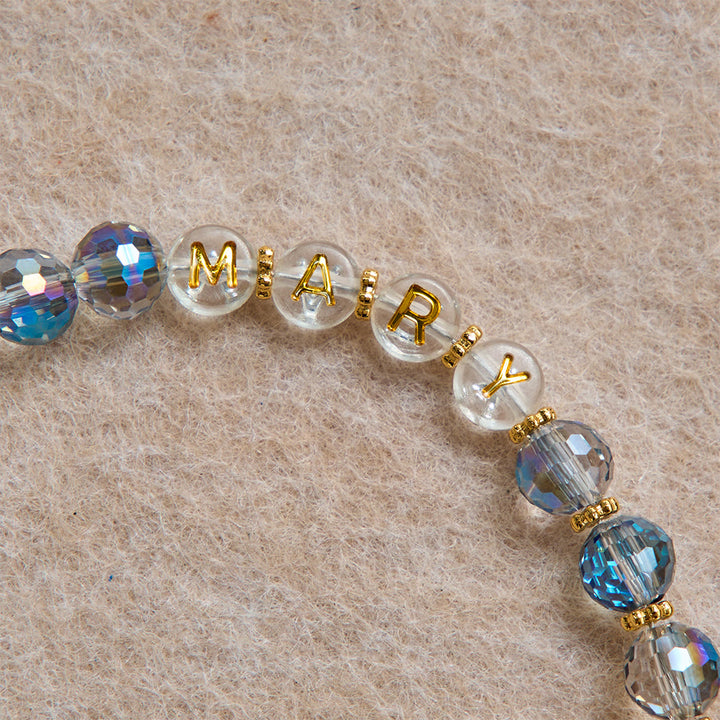 Christianartworkshop Chapelet en perles bleues irisées avec Notre-Dame d'Aparecida et crucifix en strass : chapelet personnalisé avec un nom, souvenir pour la chapelle - image 7