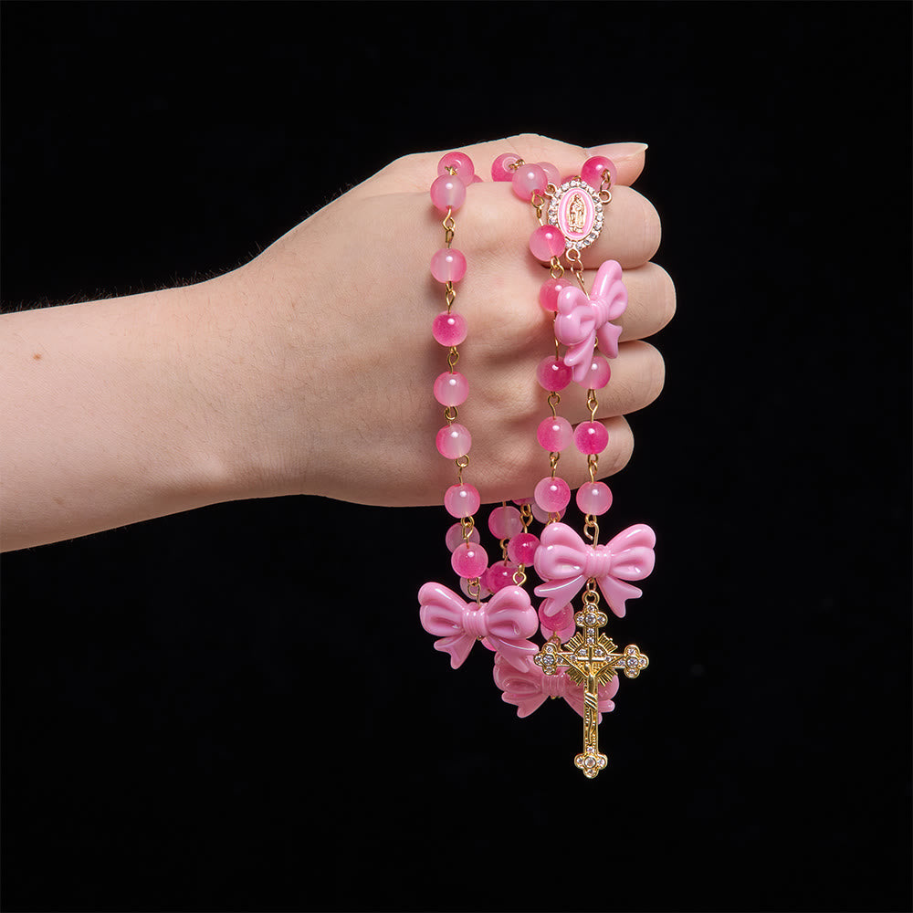 Christianartworkshop Chapelet girly bicolore à perles dégradées avec nœuds en résine brillante et crucifix doré orné de pierres précieuses - image 1
