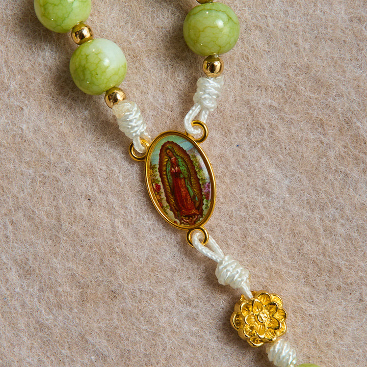 Christianartworkshop Chapelet Fresh Lotus Spacer couleur jade avec crucifix sculpté orné : emblème de pure sérénité céleste - image 5
