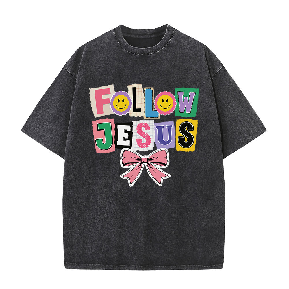 Christianartworkshop Lettre de scrapbooking Suivez Jésus Embellissement Nœud Ornement T-shirt délavé - Noir - 5XL - image 1