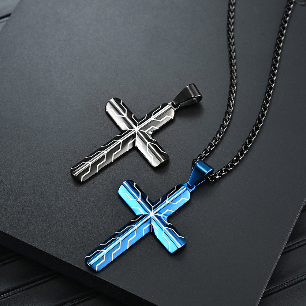 Christianartworkshop Collier pendentif croix gravée motif éclair bleu brillant : emblème intemporel de douce protection céleste - image 1
