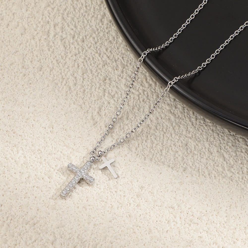 Christianartworkshop Collier superposé à pendentif mini croix double couche : emblème intemporel de douce protection céleste - Argent - image 4