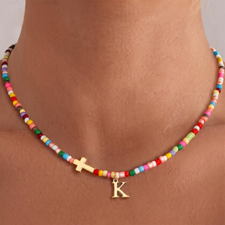 Christianartworkshop Collier ras du cou personnalisé avec pendentif croix et perles vibrantes : emblème intemporel de douce protection céleste - K - image 12