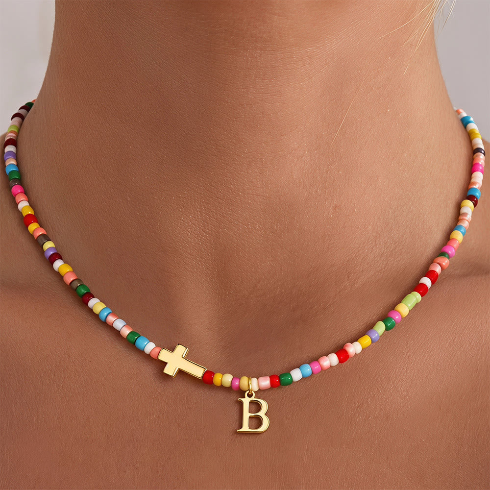 Christianartworkshop Collier ras du cou personnalisé avec pendentif croix et perles vibrantes : emblème intemporel de douce protection céleste - B - image 3