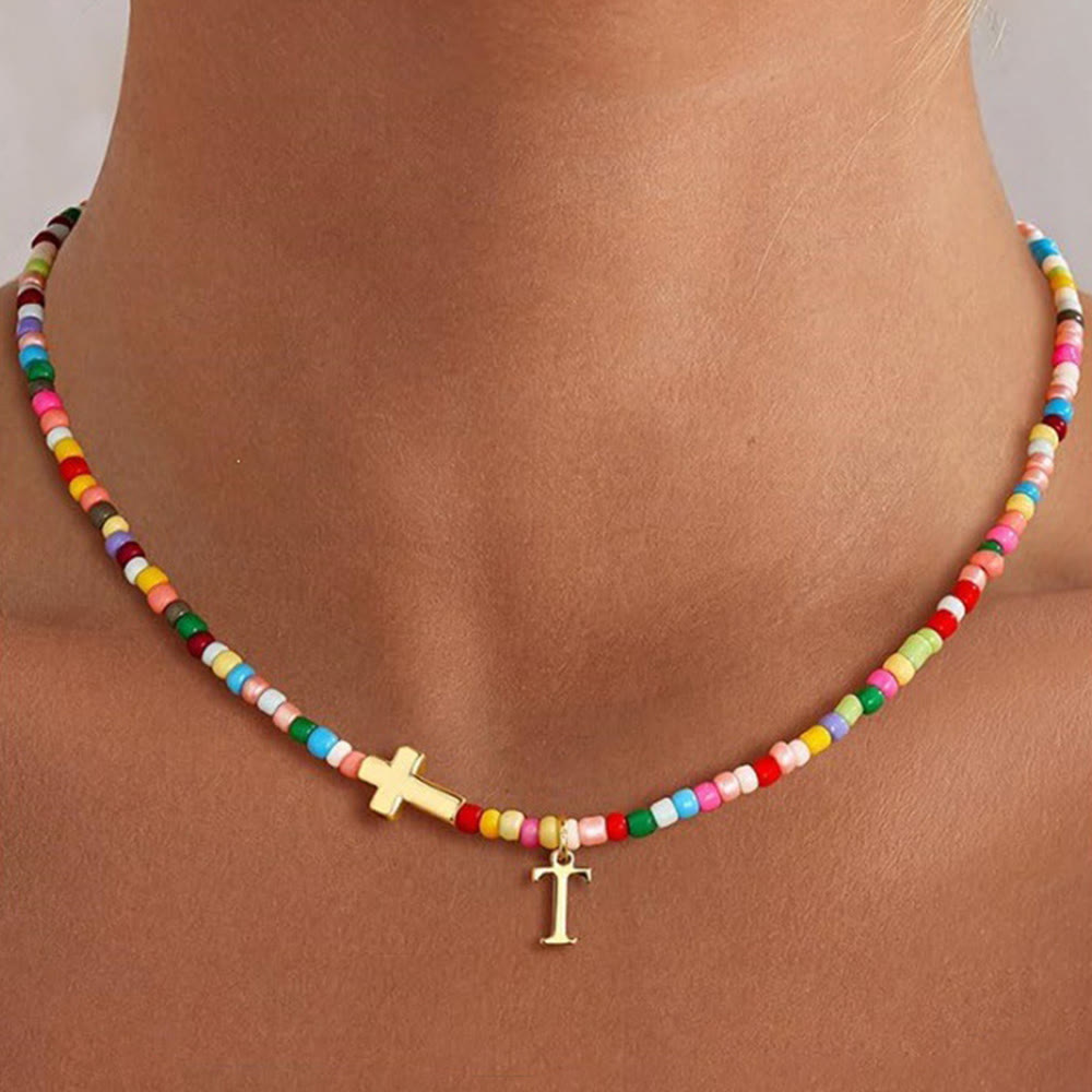Christianartworkshop Collier ras du cou personnalisé avec pendentif croix et perles vibrantes : emblème intemporel de douce protection céleste - T - image 17