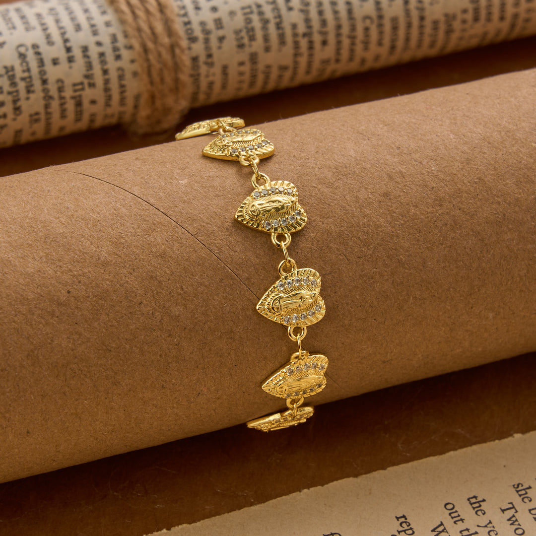Christianartworkshop Bracelet à maillons orné d'un médaillon en forme de cœur et de paillettes, avec l'effigie de Notre-Dame de Guadalupe : emblème intemporel de la douce protection céleste. - image 2