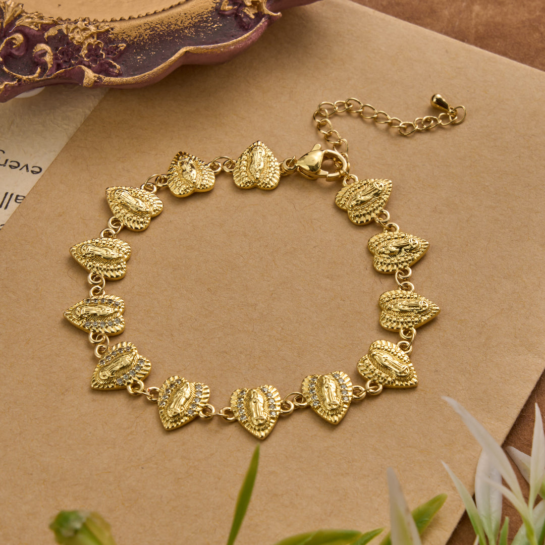 Christianartworkshop Bracelet à maillons orné d'un médaillon en forme de cœur et de paillettes, avec l'effigie de Notre-Dame de Guadalupe : emblème intemporel de la douce protection céleste. - image 1