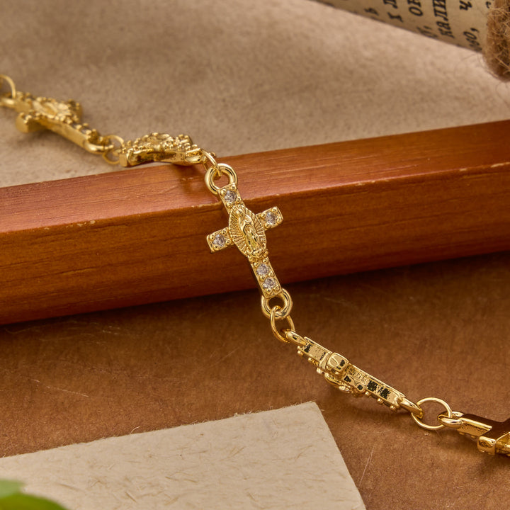 Christianartworkshop Bracelet à maillons scintillants orné d'une croix incrustée à l'effigie de Notre-Dame de Guadalupe : emblème intemporel de la douce protection céleste - image 3