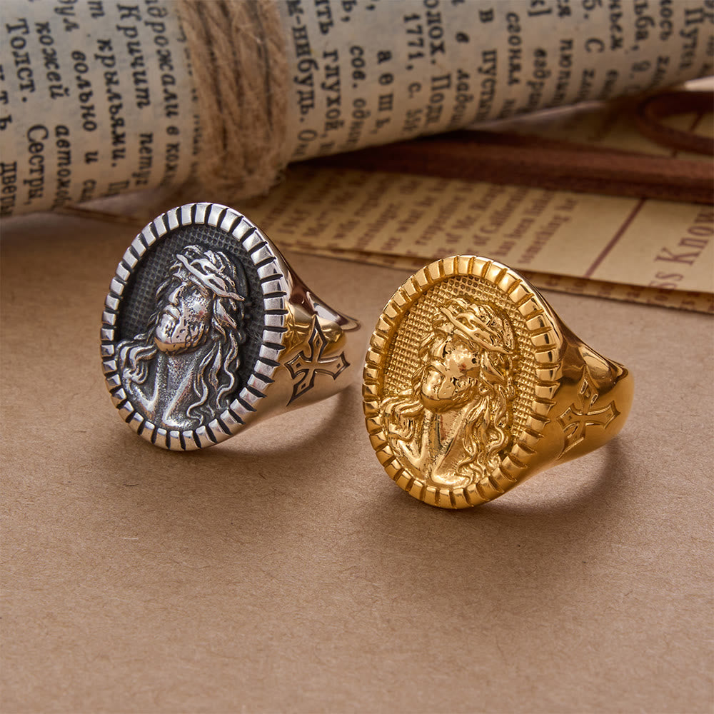 Bague de bénédiction vintage en forme de croix représentant la tête de Jésus, signée Christianartworkshop - image 0