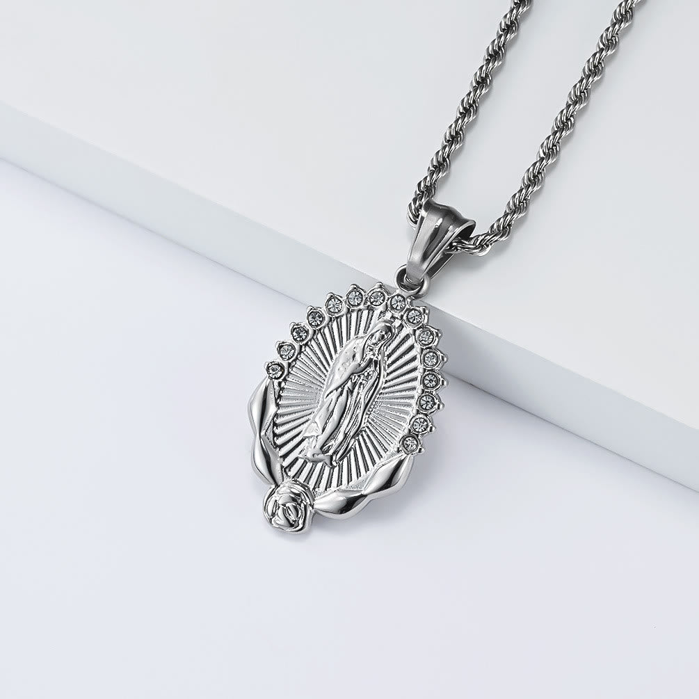 Christianartworkshop Collier en zircon lumineux Notre-Dame Rose Corde : Symbole de la bienveillance divine - Argent - image 4