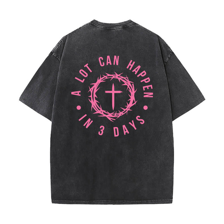 Christianartworkshop T-shirt délavé à imprimé double face « Il peut se passer beaucoup de choses en 3 jours » avec couronne d'épines et lettres croisées - image 1