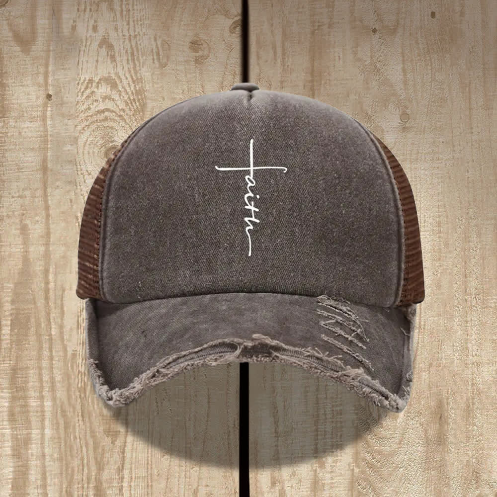 Christianartworkshop Chapeau à imprimé croix de la foi vieillie en lettres cursives - Café - image 4