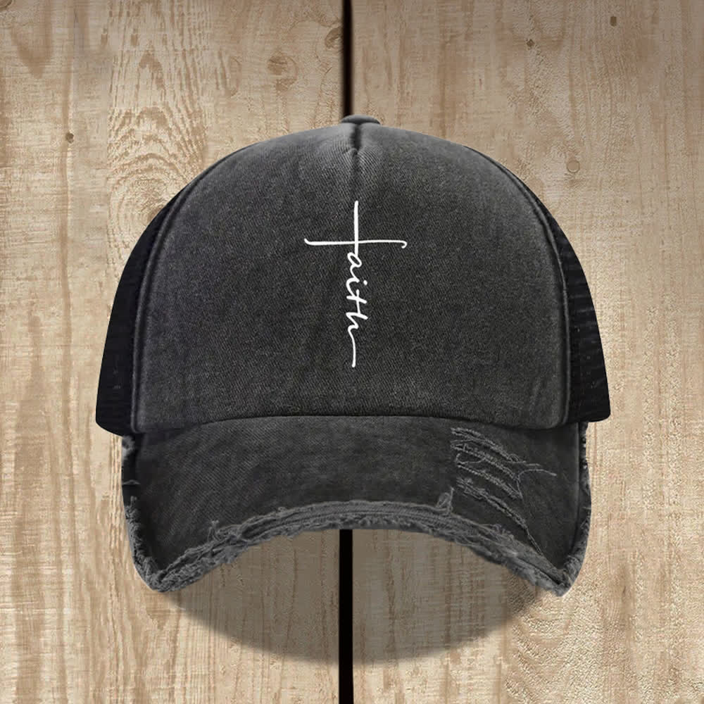 Christianartworkshop Chapeau à imprimé croix de la foi vieillie en lettres cursives - Noir - image 0