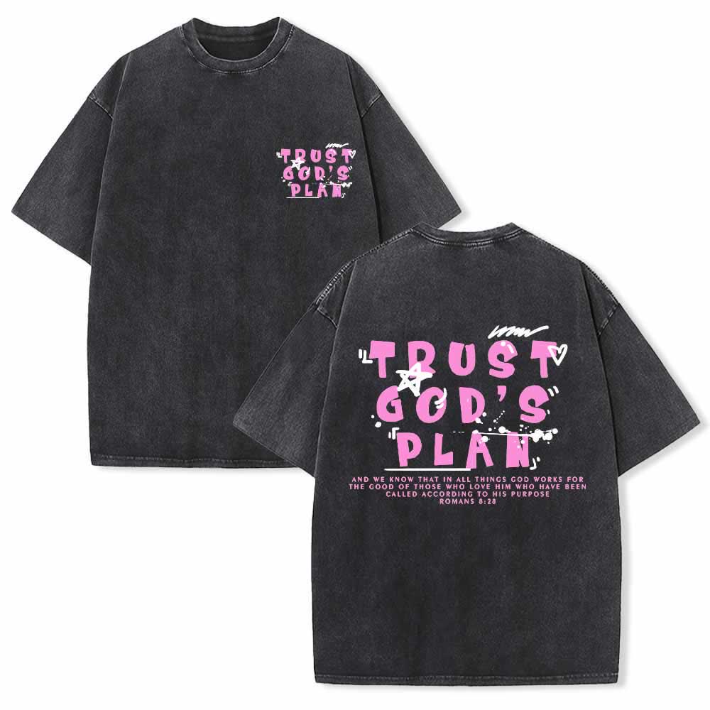 Christianartworkshop T-shirt délavé double face avec inscription « Faites confiance au plan de Dieu » en police graffiti, mini-impression recto, grand texte verso, Romains 8:28 - Noir - 5XL - image 3