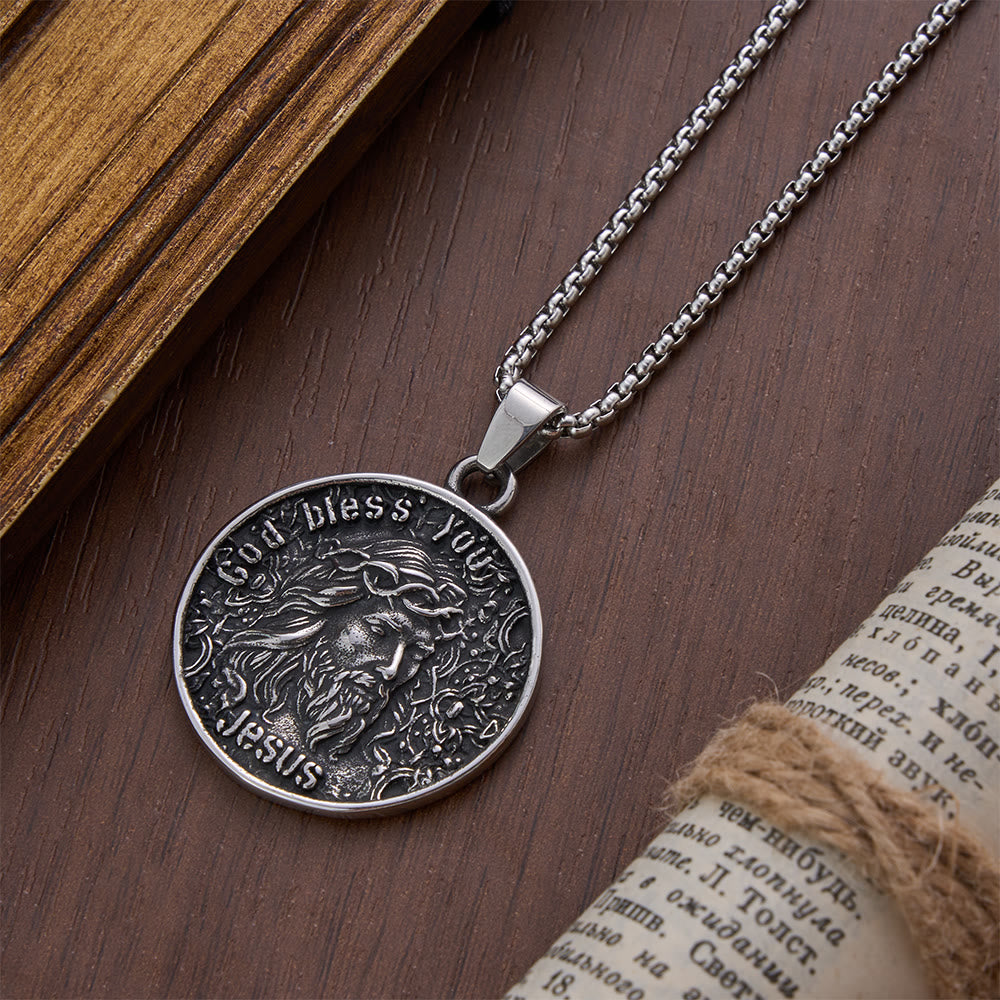 Christianartworkshop Collier vintage avec pièce de monnaie en relief représentant Jésus : emblème de la bénédiction céleste éternelle - image 1