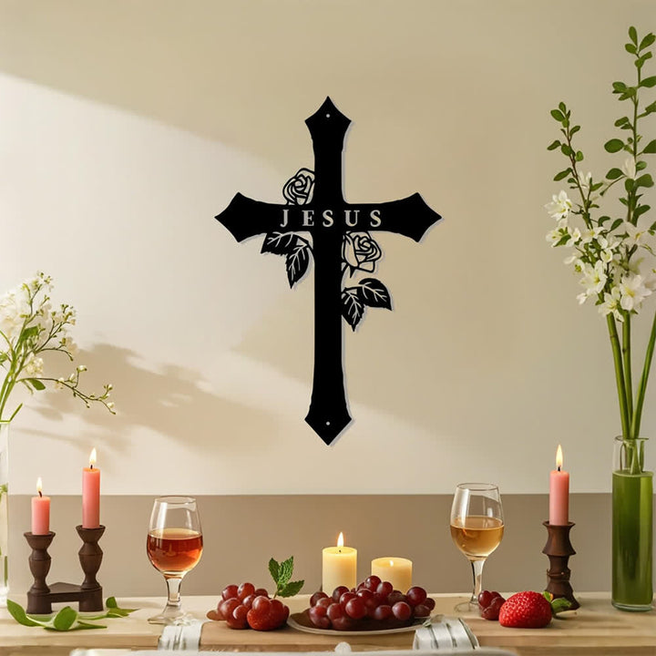 Christianartworkshop Croix sacrée en métal avec inscription JESUS ​​et motif de vigne de roses : symbole de l’amour divin éternel - image 3