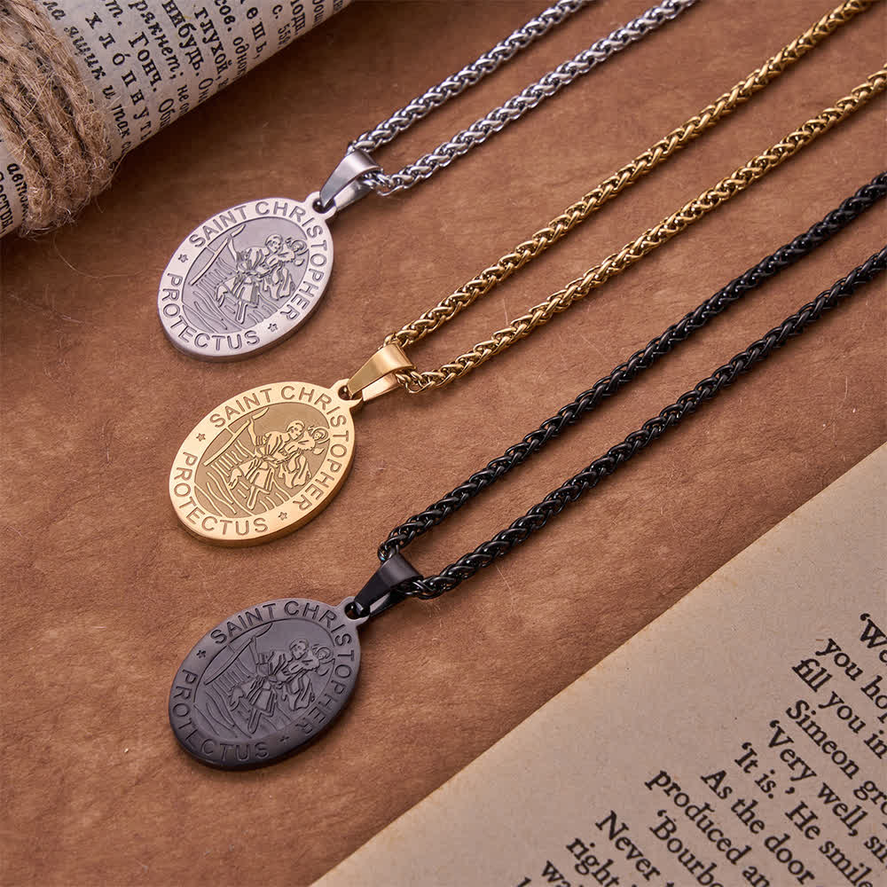 Christianartworkshop Collier avec médaille ovale gravée de Saint Christophe et chaîne en blé : emblème intemporel de la douce protection céleste - image 1