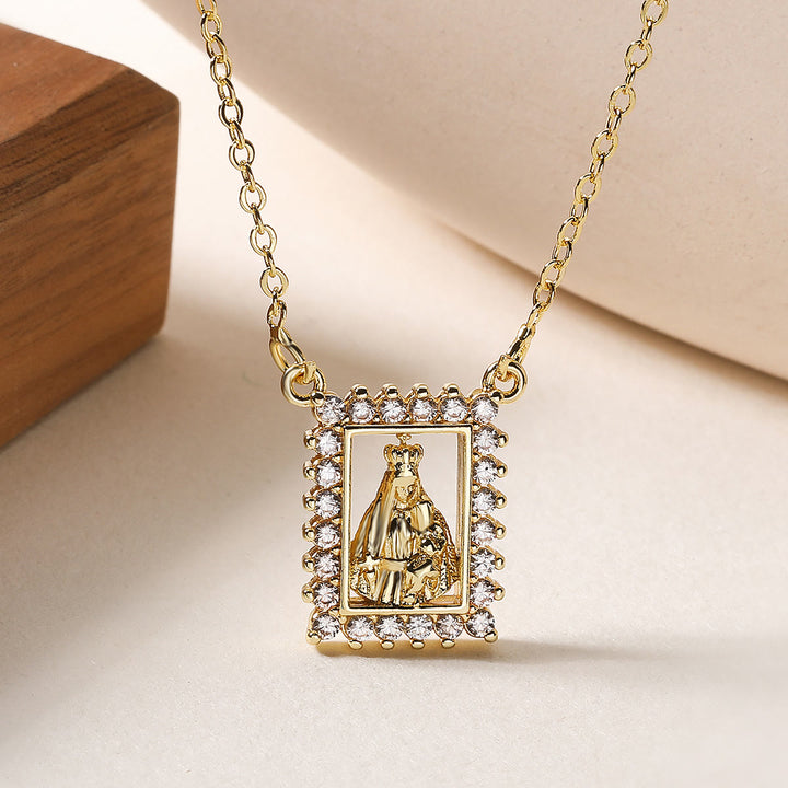 Christianartworkshop Collier avec portrait sacré encadré de zircon : emblème de douce protection céleste - Notre-Dame - image 0