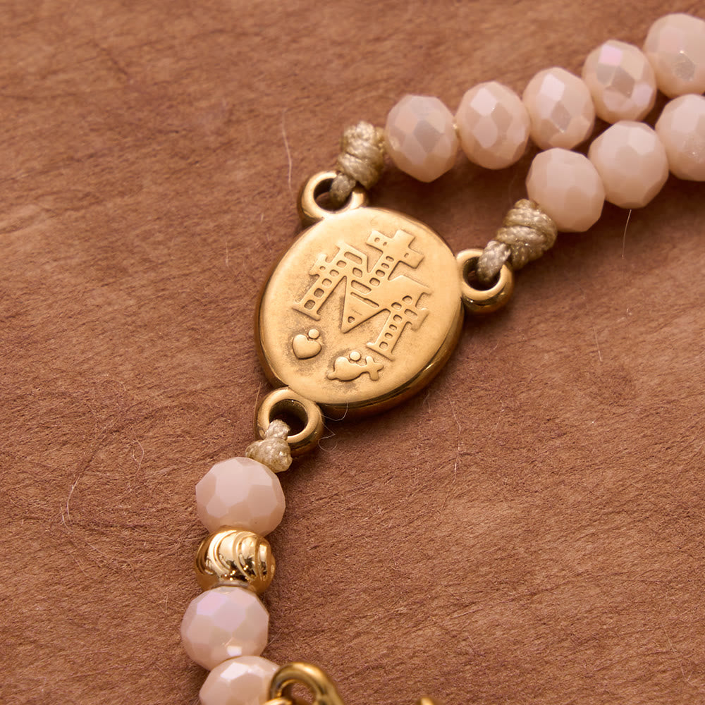 Christianartworkshop Bracelet chapelet noué en perles de cristal à facettes avec breloque croix : emblème de douces bénédictions célestes - image 11