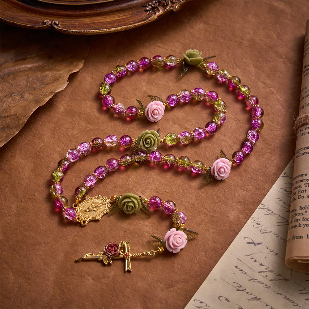 Christianartworkshop Chapelet en perles de verre craquelé rose et vert à facettes, motif rose et croix de la Vierge Marie - image 3