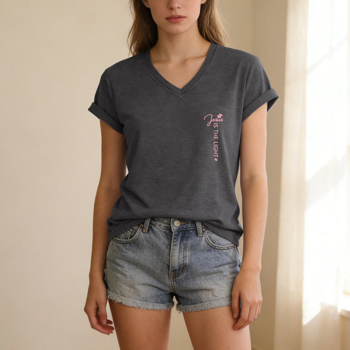 Christianartworkshop T-shirt décontracté à col en V avec imprimé floral double face « Jésus est la lumière, marche par la foi et non par la vue » - image 11