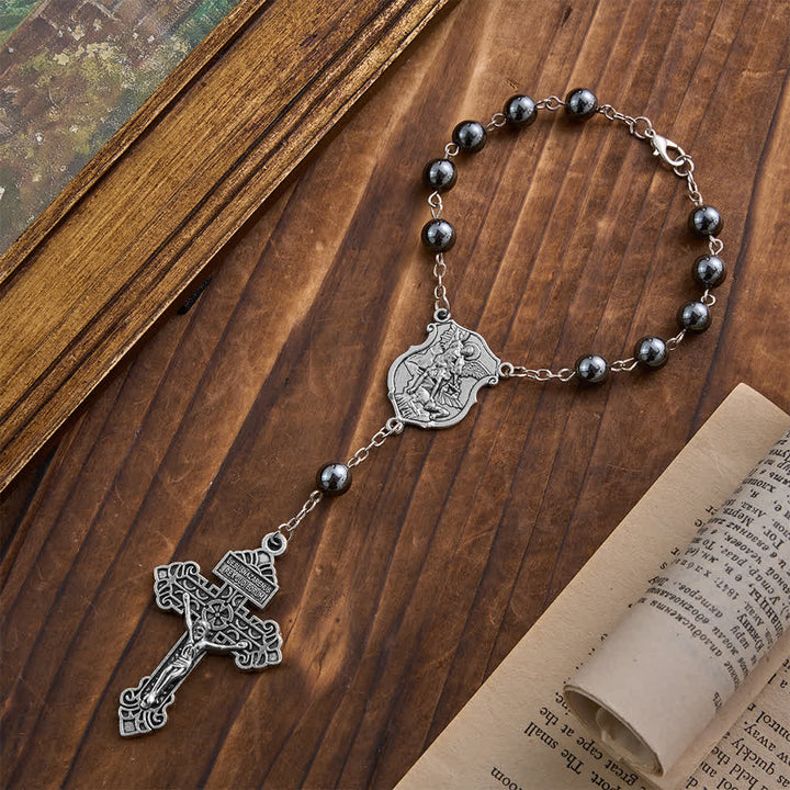 Pendentif de voiture en perle d'hématite avec médaille de Saint Michel et crucifix, créé par Christianartworkshop : un cadeau de protection et de force célestes. - image 14