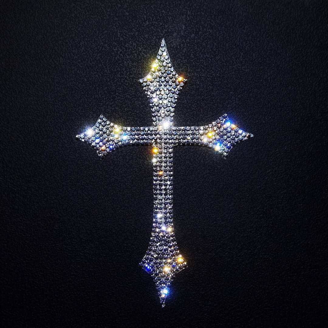 Christianartworkshop Autocollant de voiture Croix Gothique à Paillettes et Pointes : Emblème de Protection Céleste Inébranlable - image 5